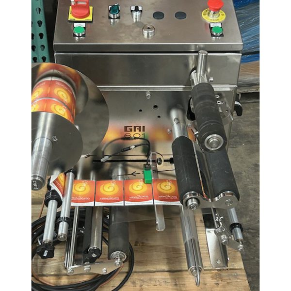 Semi-Automatic Labeling Machine. Front View.